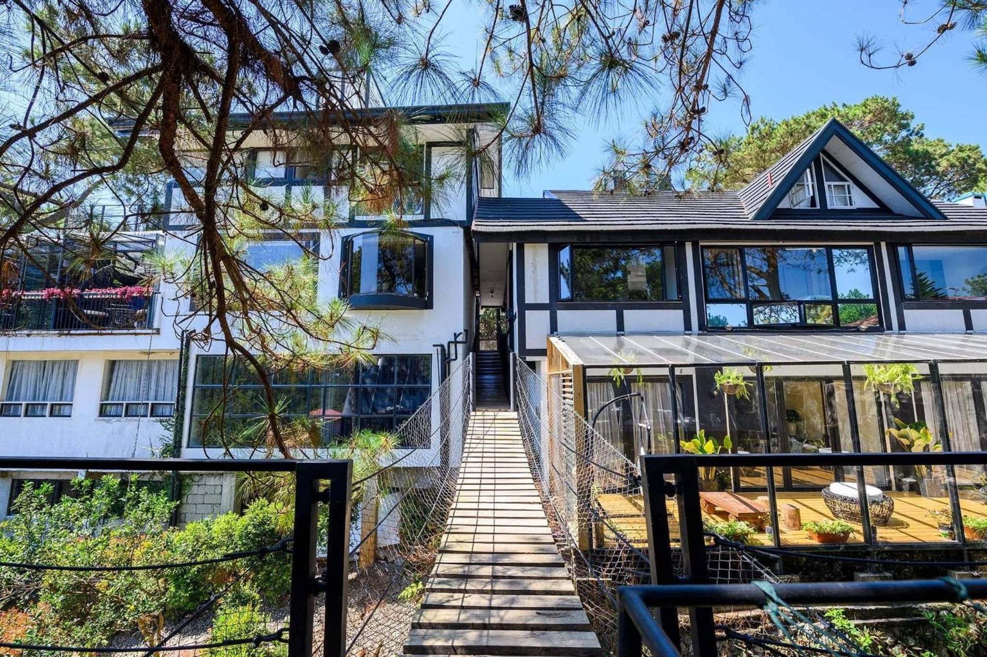 Villa Tudor In The Pines Baguio City Exterior foto